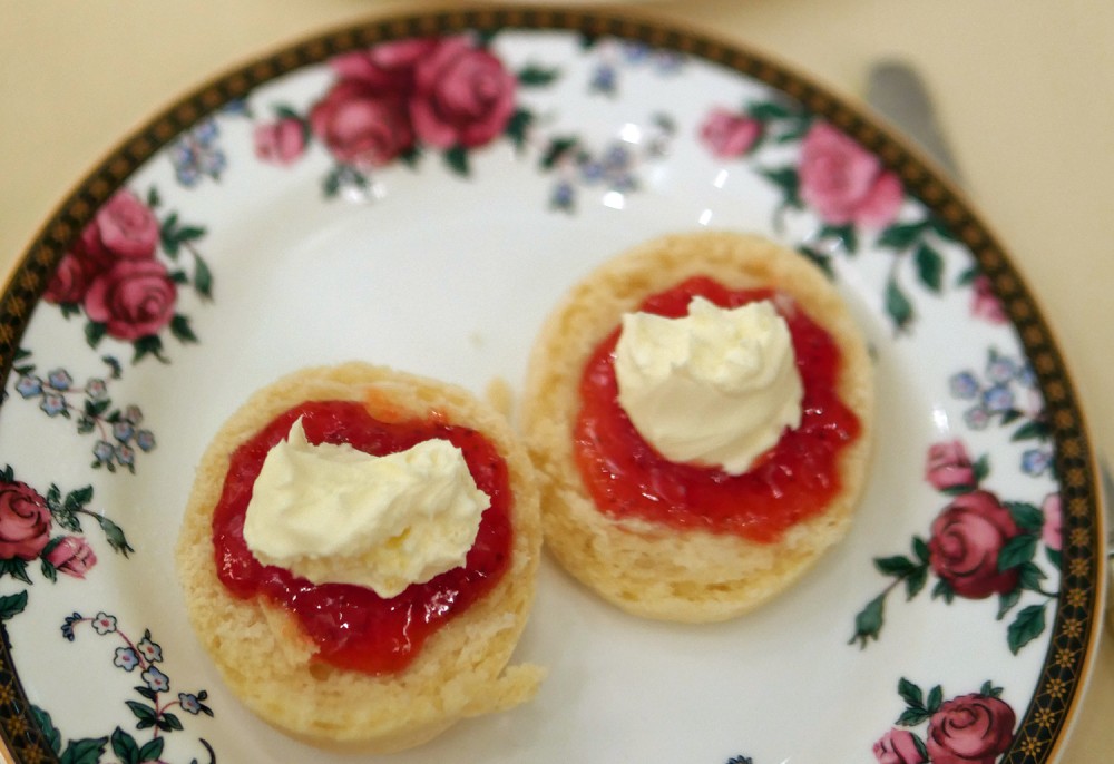 Scones at The Palm Court