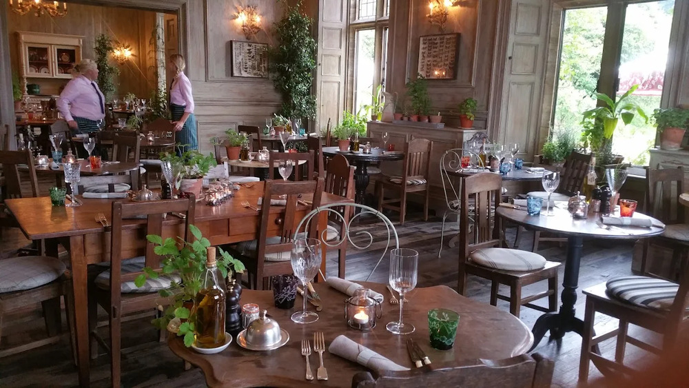 A Peaceful Afternoon at Combe House, Devon 12 The dining room at Combe House, Devon