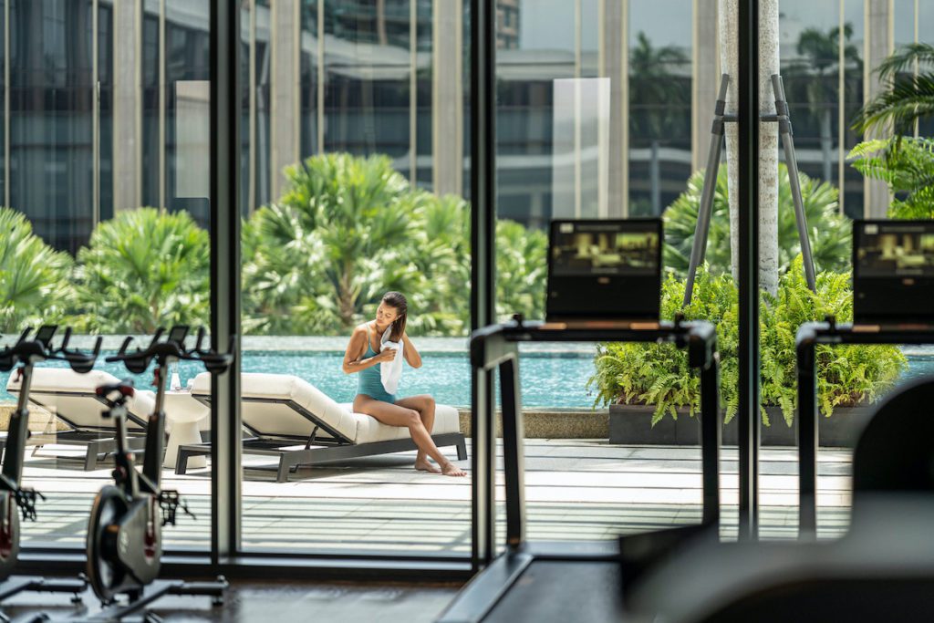 Four Seasons Hotel Bangkok at Chao Phraya River, a beautiful resort in a vibrant city 17 BPY 444