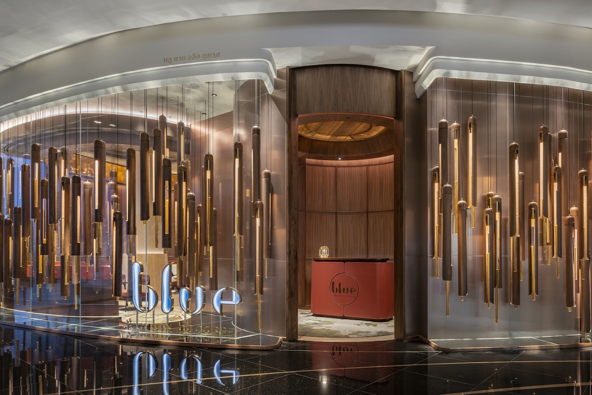 Review of the spectacular Blue by Alain Ducasse 14 Blu Ducasse Front