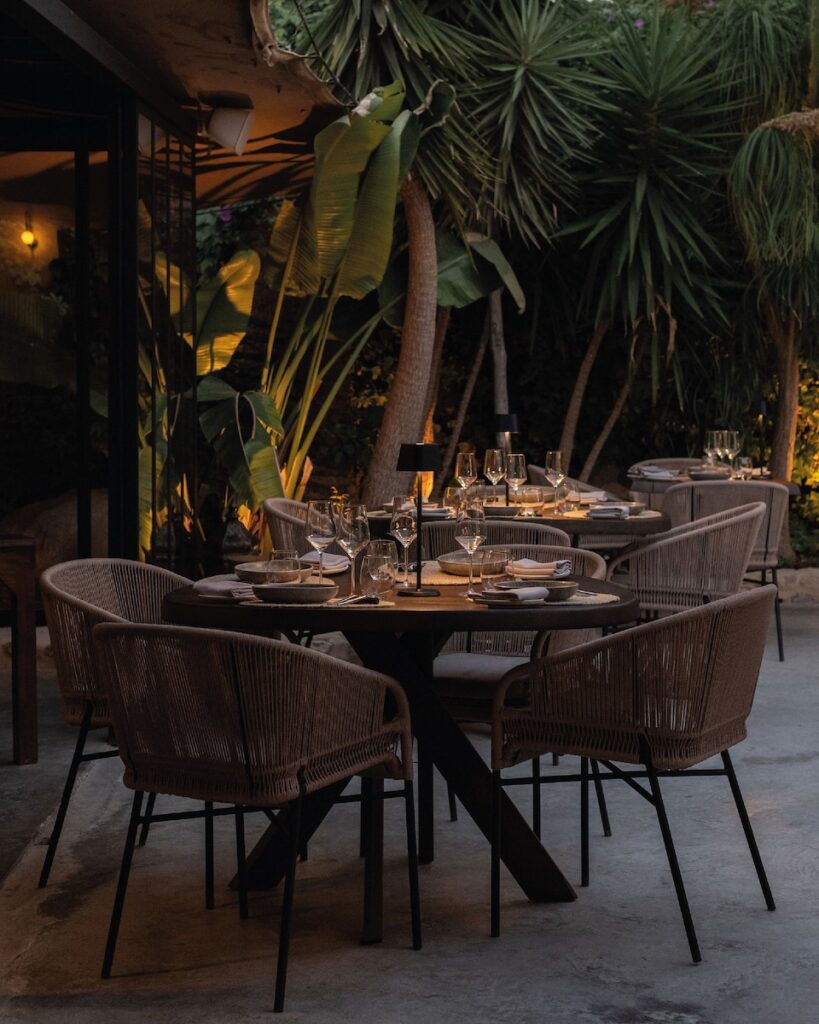 Finca La Plaza Chairs