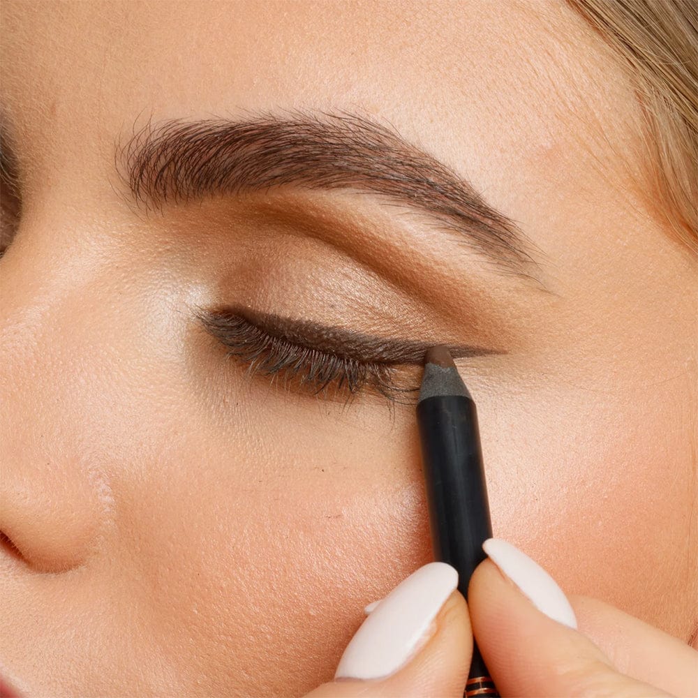 Unveiling Your Summer Glow Up Must-Haves 23 Kajal Liner