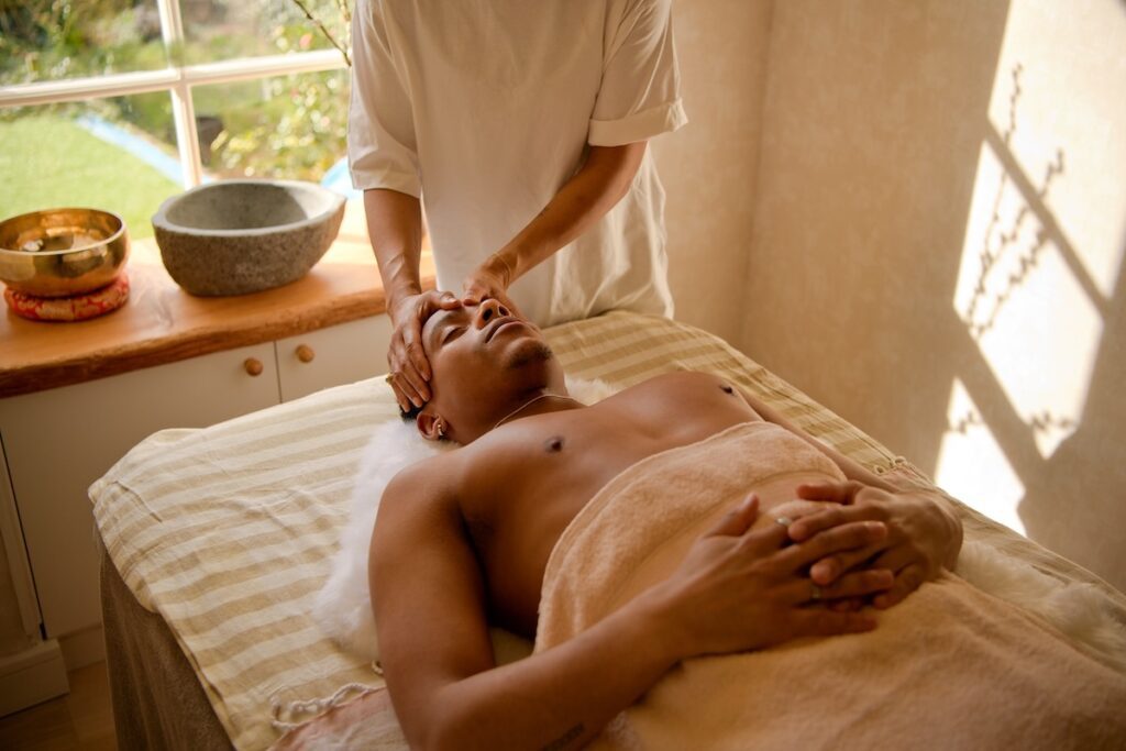 Aromatherapy Sound Healing Massage at bhuti – Nurturing Soul Health in Richmond 13 TimelessPictures.co .uk BRH Treatment Rooms 3