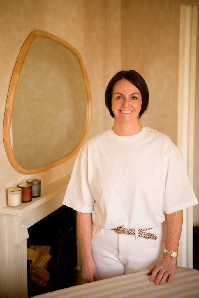 Aromatherapy Sound Healing Massage at bhuti – Nurturing Soul Health in Richmond 15 TimelessPictures.co .uk BRH Treatment Rooms 5