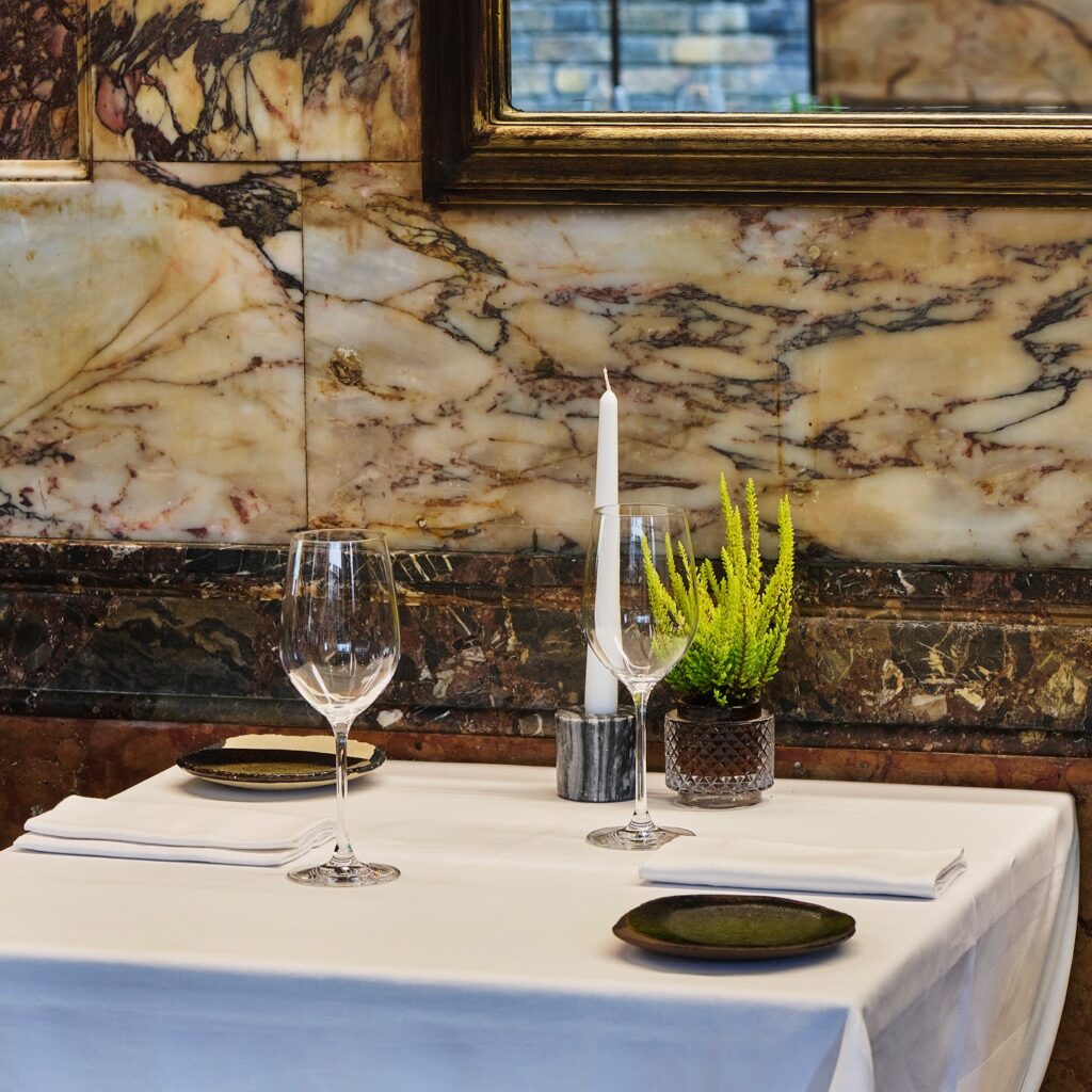 Club Gascon: A Thrilling Testimony to Gascony in London 11 club gascon table
