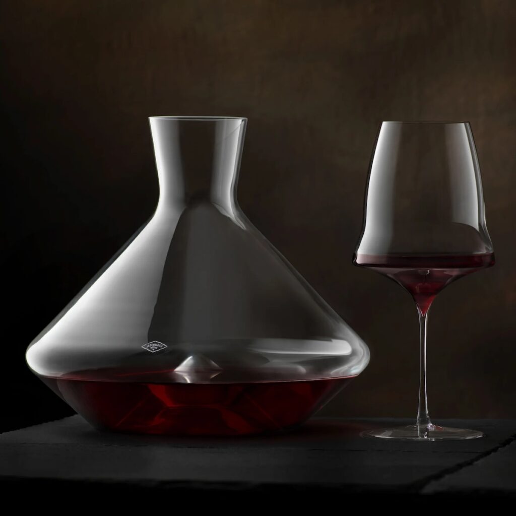 The Most Wonderful Time for Gifting: 10 Luxe Christmas Gifts 21 josephine no8 magnum decanter with josephine no3 red wine glass copy