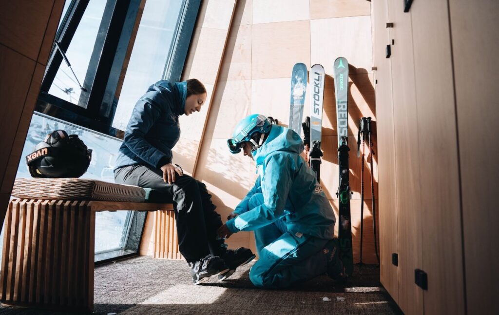 Exquisite Escapism in the Snow: Altapura Val Thorens 13 ski lockers