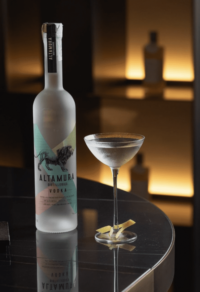 Christmas Spirits & Cocktails: Vodka, Gin, Whisky, Rum & Festive Pre-Mixed Drinks 15 Altamura Vodka x Amalfi Coast 1 2 7