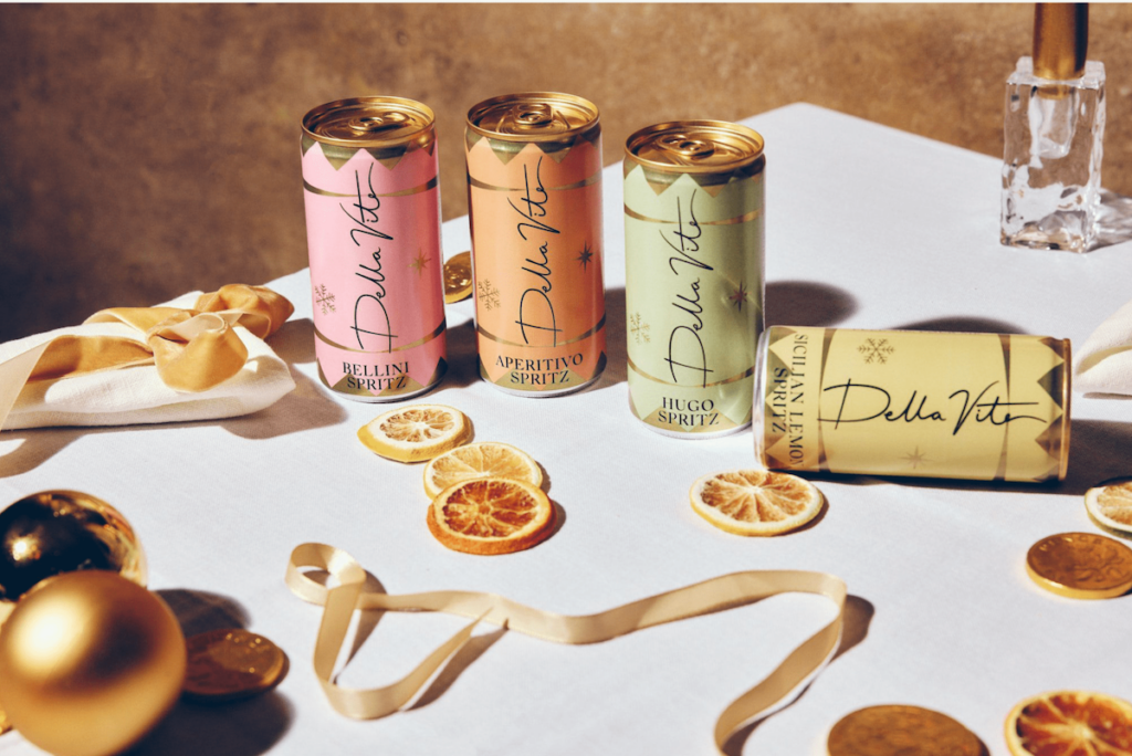 Della Vite Spritzmas Cracker lifestyle