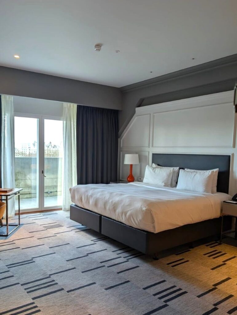 London Marriott Hotel County Hall Balcony King