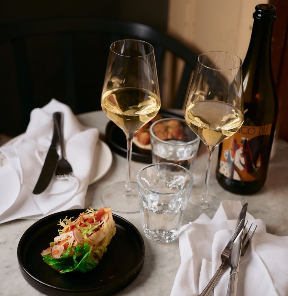 Table at Oui Madame restaurant